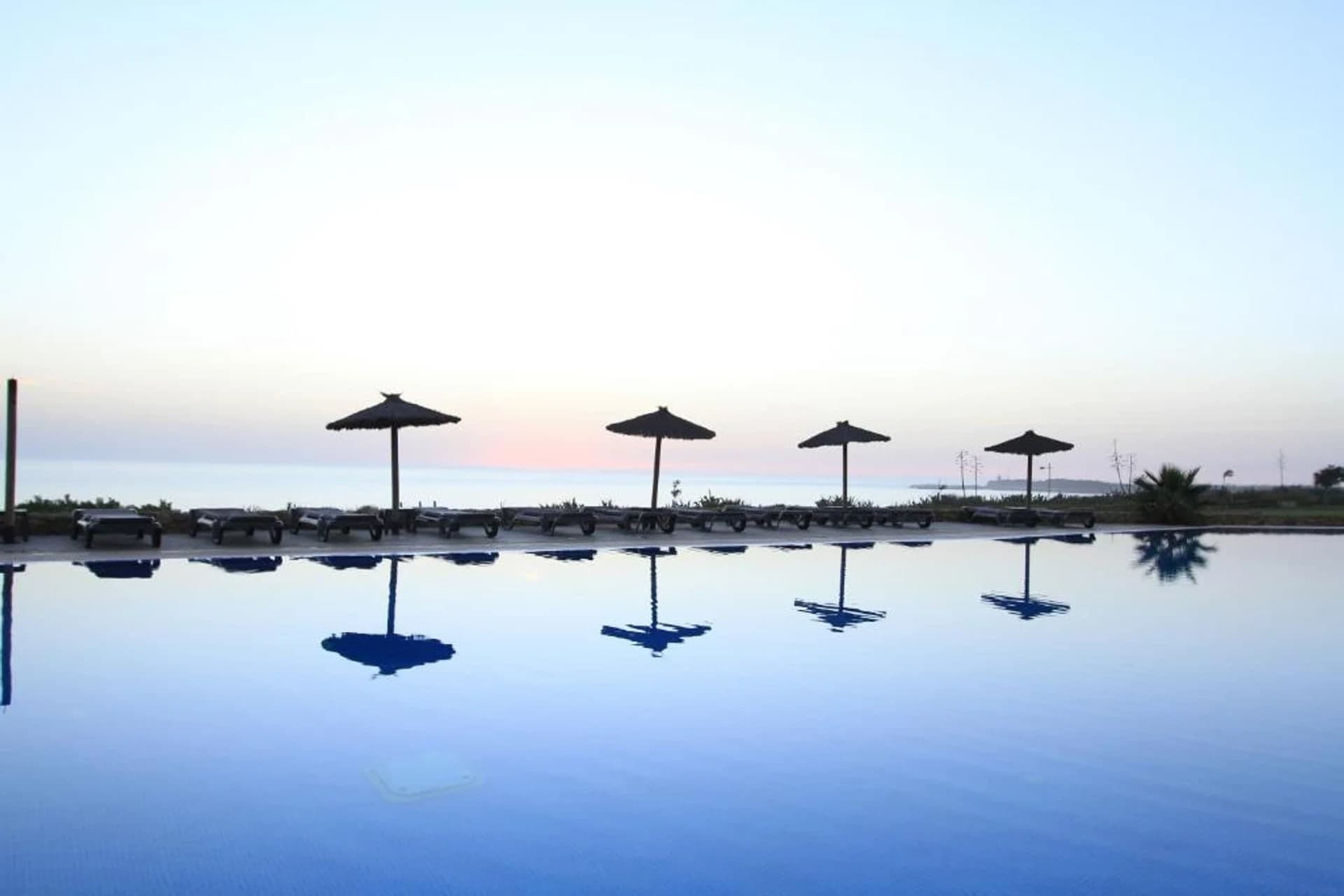 Hotel Garbí Costa Luz — Media pensión en Conil