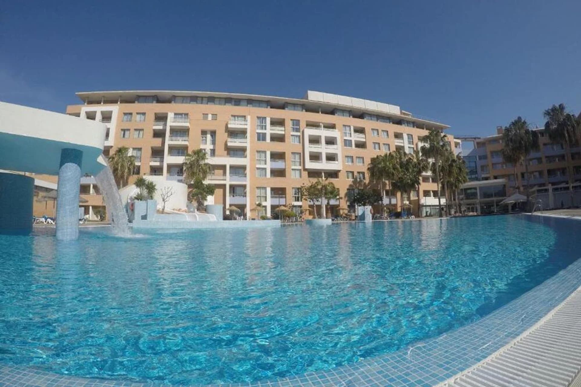 Hotel Neptuno Roquetas — Pensión completa en la semana de la Feria